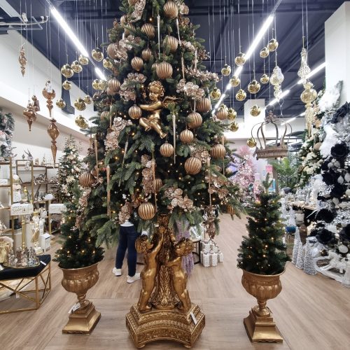 BRAD LUMINI LED ROYALTY ANGELS CU DECORATIUNI STICLA SI SUPORT DELUXE 3.55 M