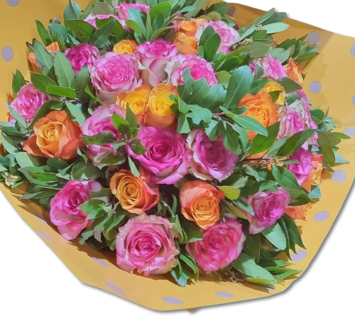 BUCHET 41 TRANDAFIRI COLOR BLUSH